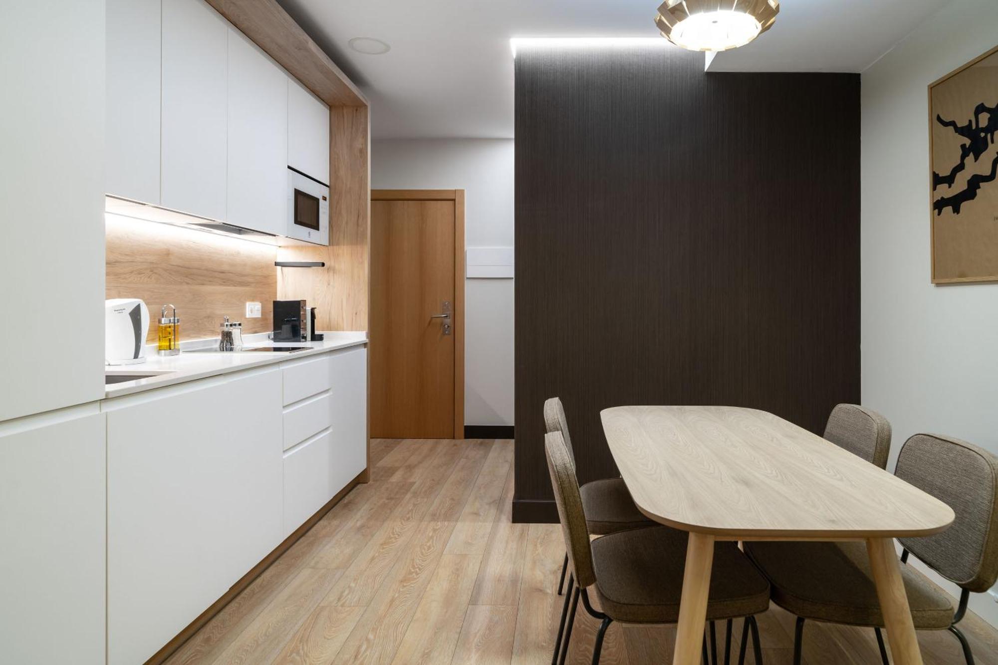 Limehome Bilbao Tristan De Leguizamon Kalea מראה חיצוני תמונה