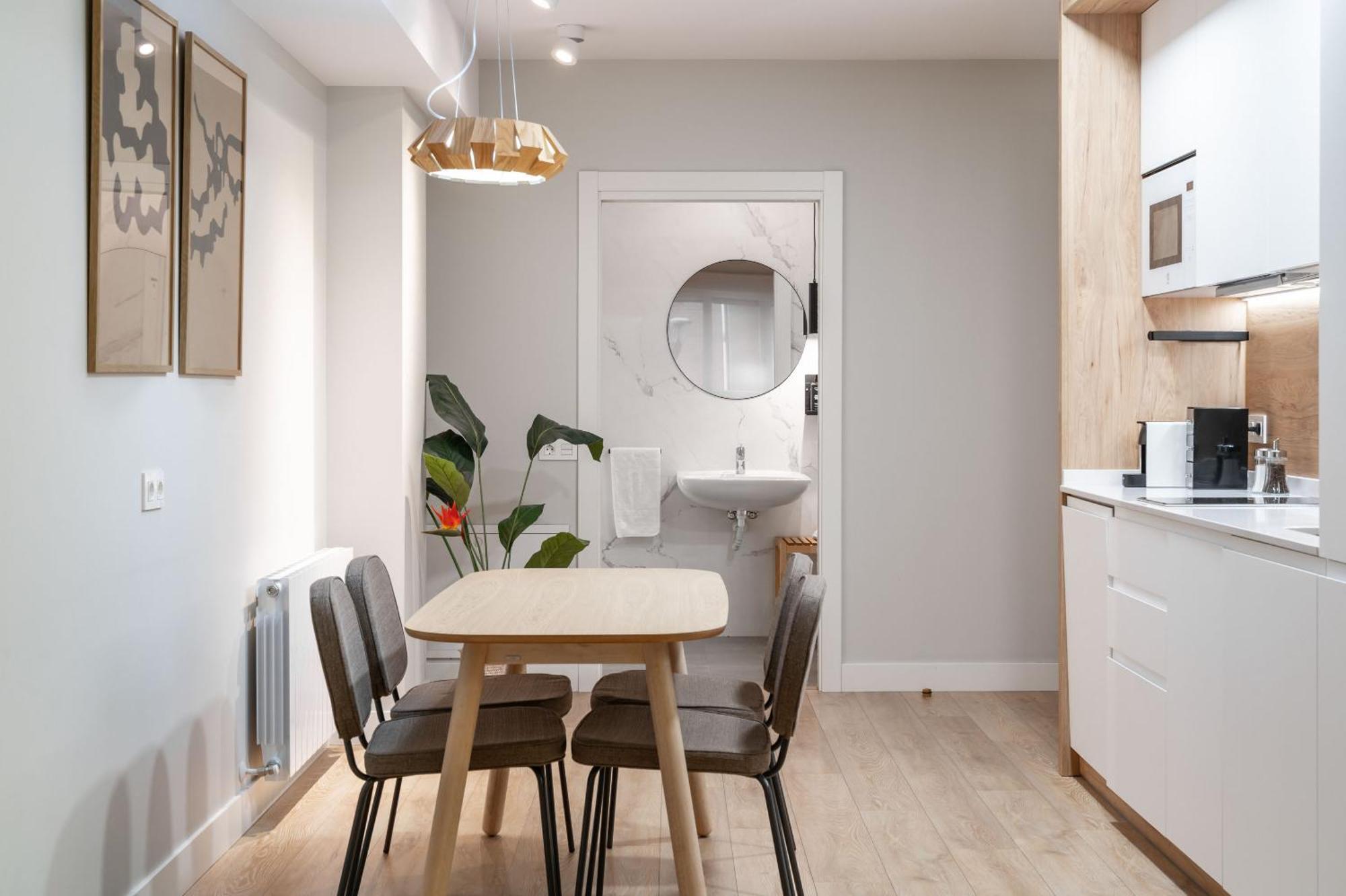 Limehome Bilbao Tristan De Leguizamon Kalea מראה חיצוני תמונה